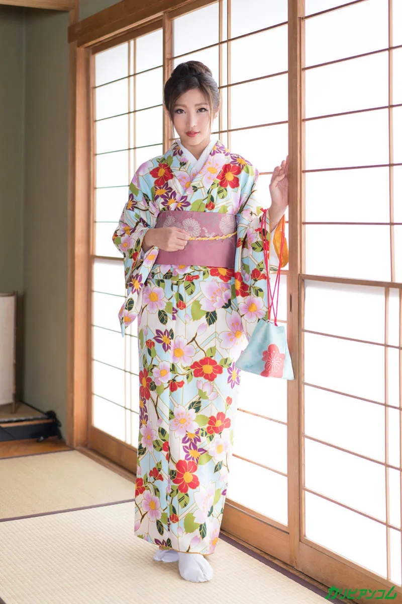 正月気分が抜ける前に抜かせていただきます！男を虜にする高級コールガール！-5