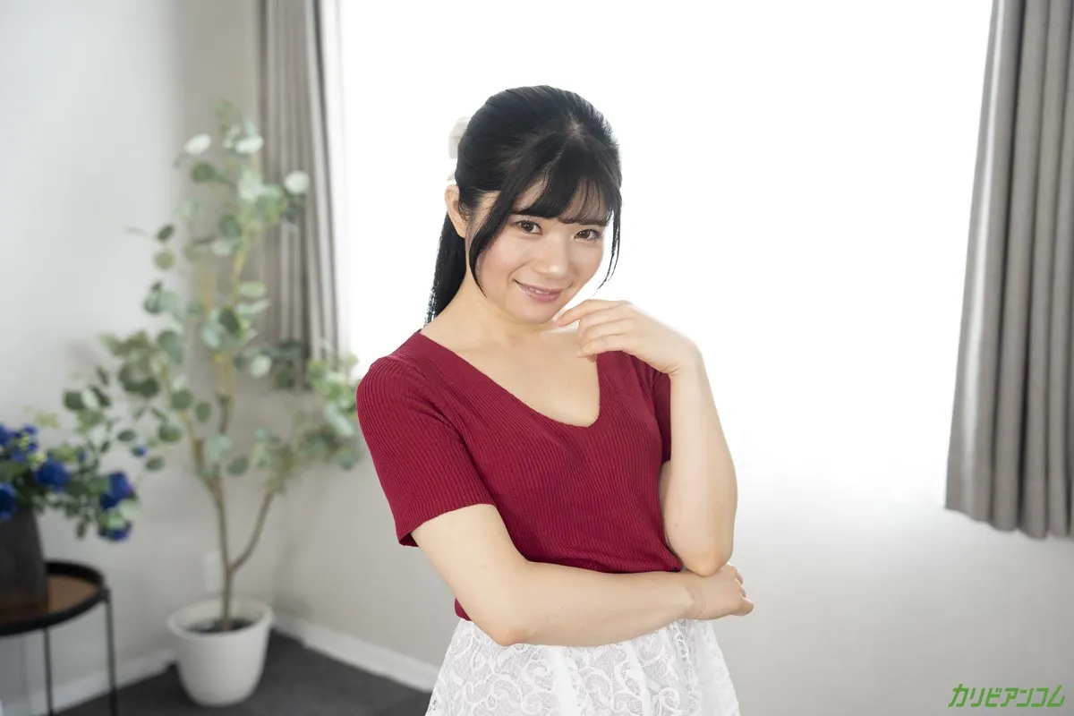 お尻のつぼみを舐めさせて高揚するミニパイ小悪魔-2