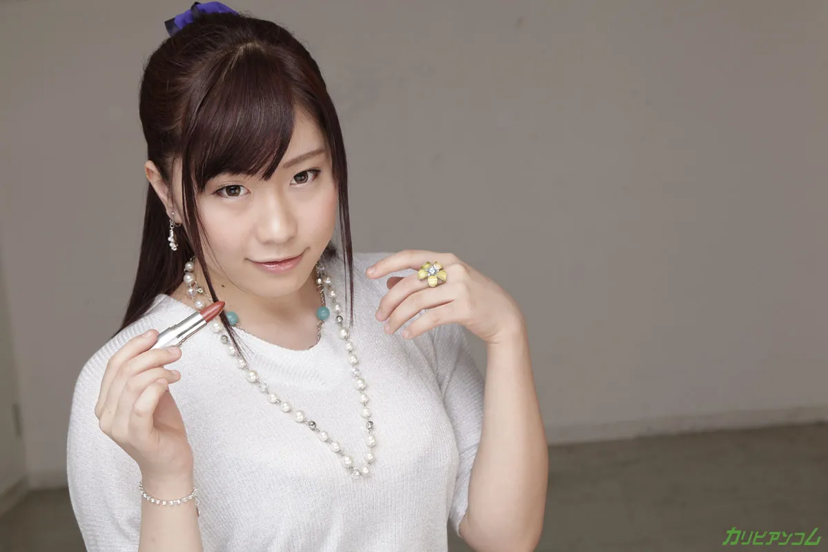 絶え間なく続く激情的な接吻と挿入-1