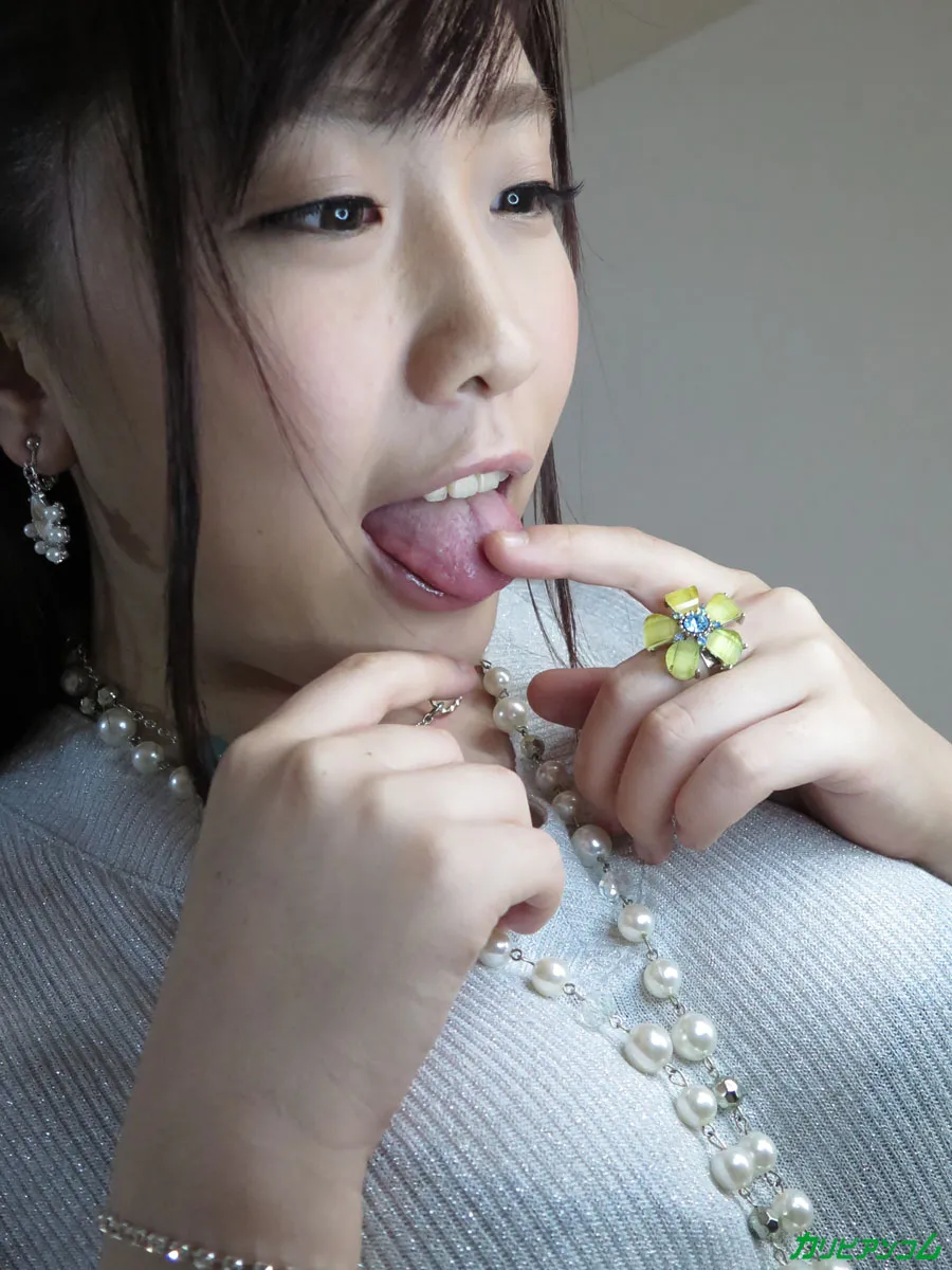 絶え間なく続く激情的な接吻と挿入-5