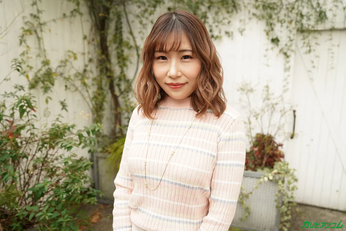 Debut Vol.73 〜男の人2人にマンコとアナルを同時に攻めてほしいの〜-1