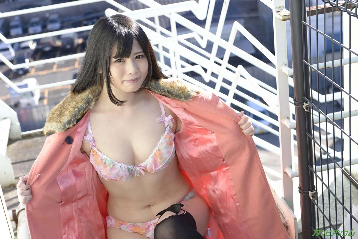 いいなり露出徘徊 〜向かいのビルから覗かれたい〜-4