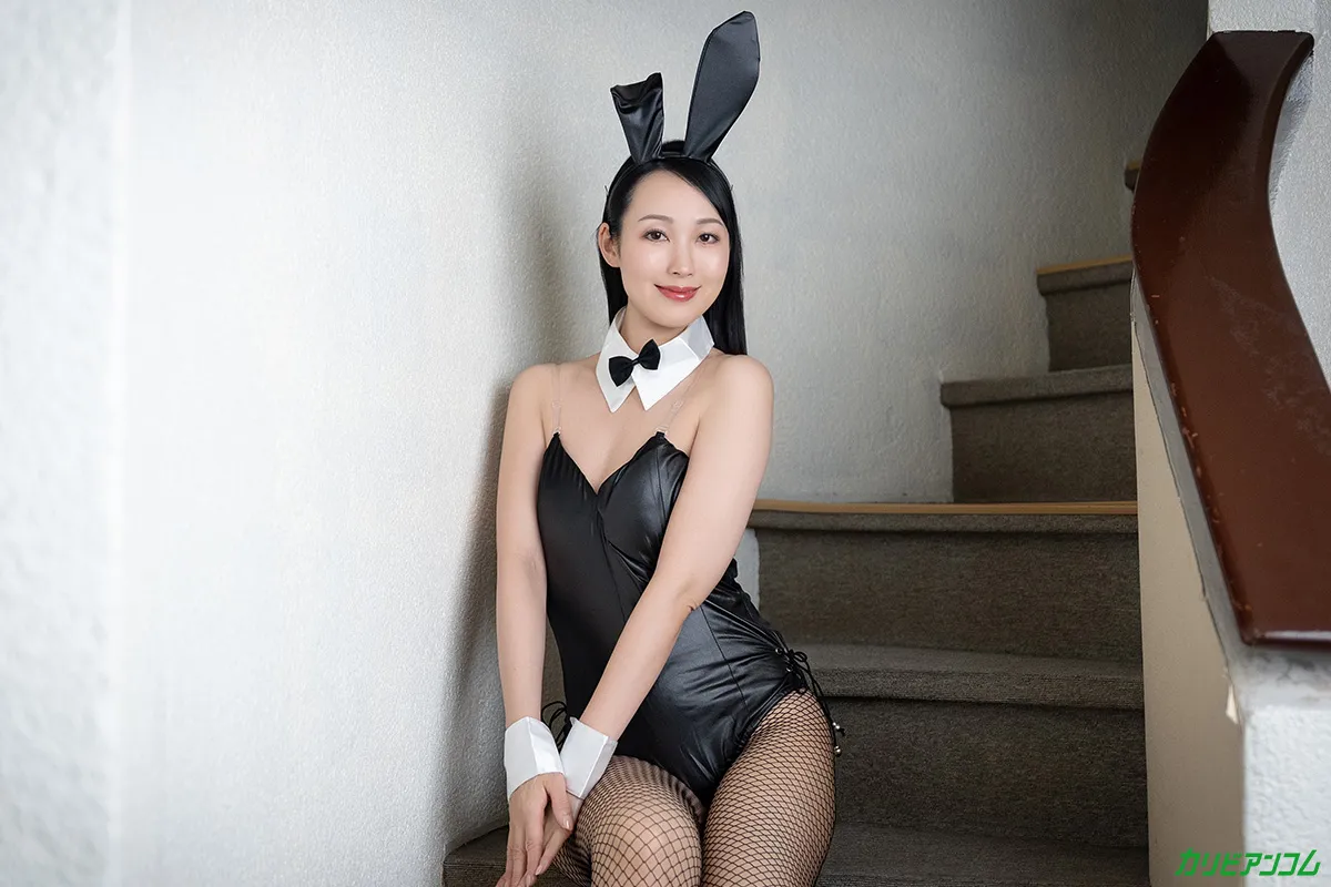 ドすけべバニーガールが隠語連発でご奉仕-3