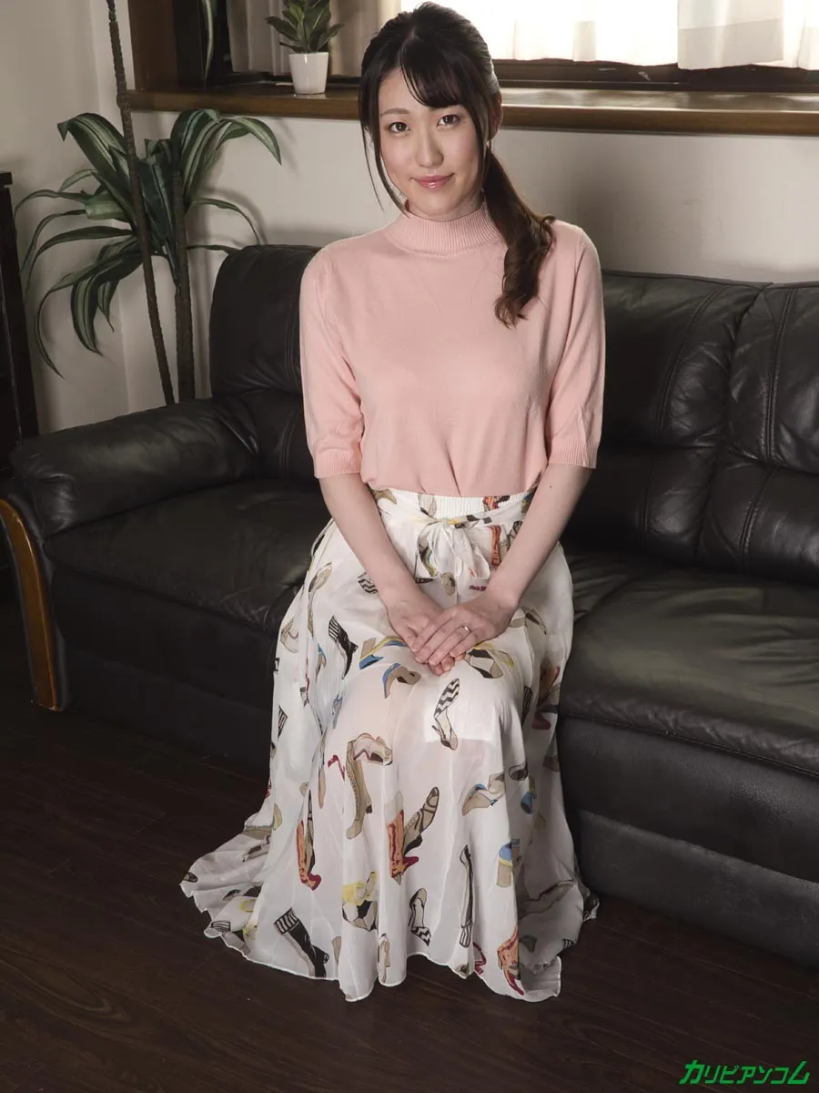 仮想通貨で失敗した夫のロスを補填する為に泣く泣く他人に抱かれる言いなり妻-3