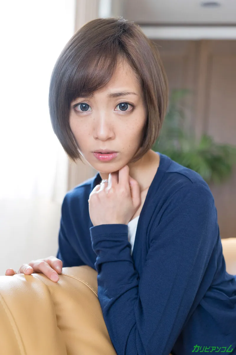 夫の目の前で妻が 〜結婚祝いにきた上司の罠〜-4