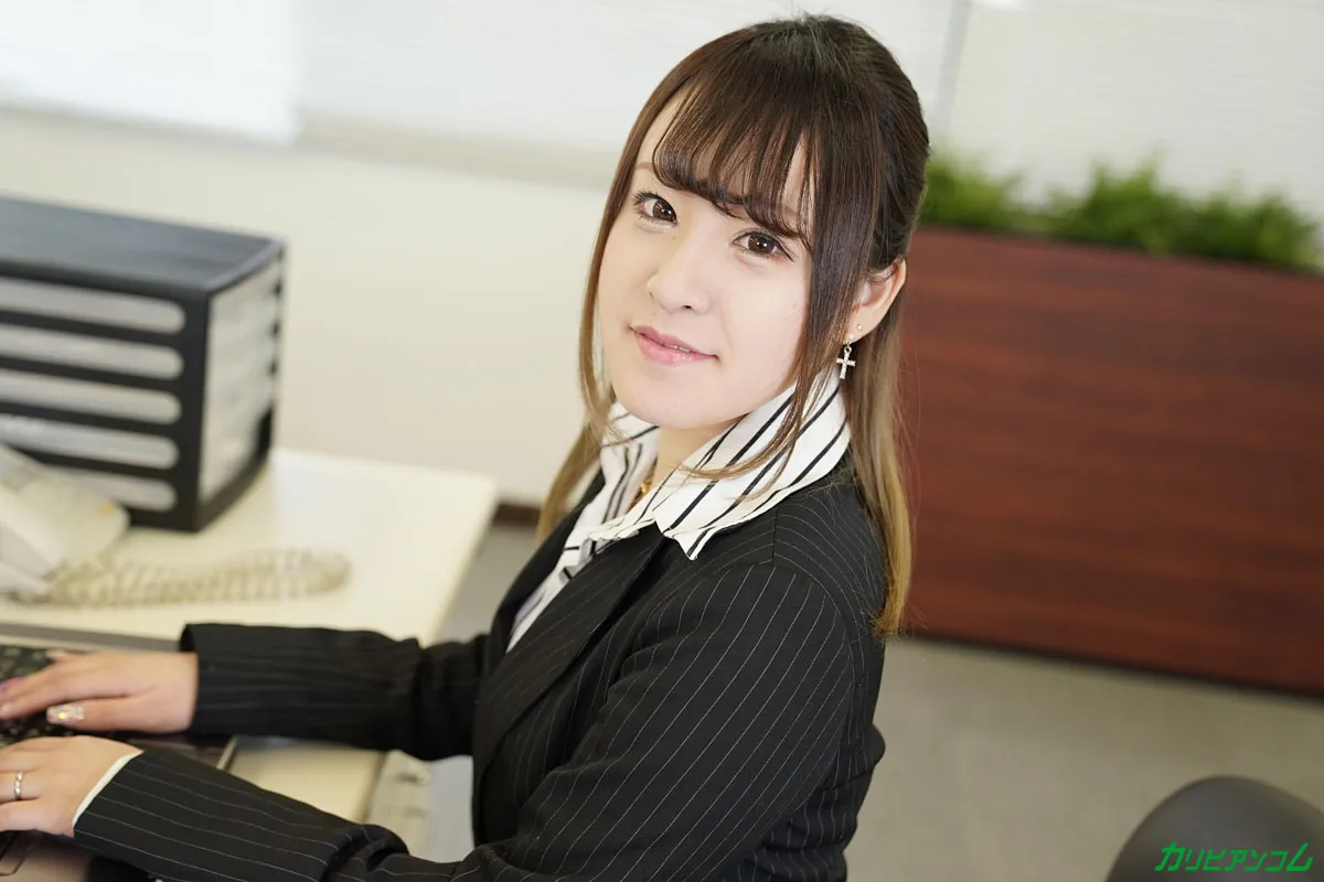 休日出勤NTR 〜あなたごめんなさい、仕事が終わらなくて〜-1