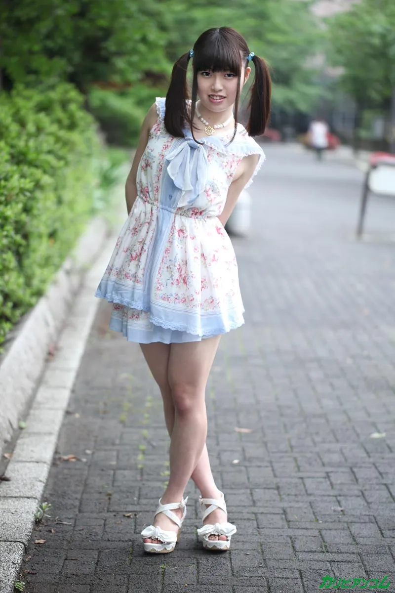 元読者モデルのロリっ娘 〜初AV撮影で初アナルセックスに挑戦！〜-3