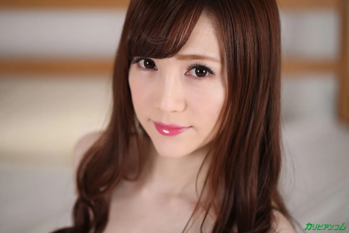 予約が取れない超人気風俗嬢と濃厚に絡み合う肉感セックス-4