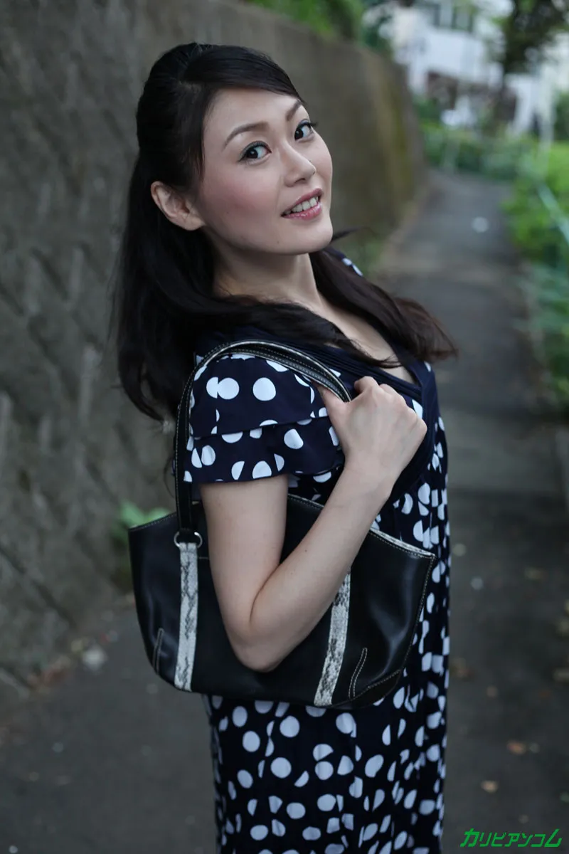 いいなり慰み妻 〜知らない男に差し出された私〜-4