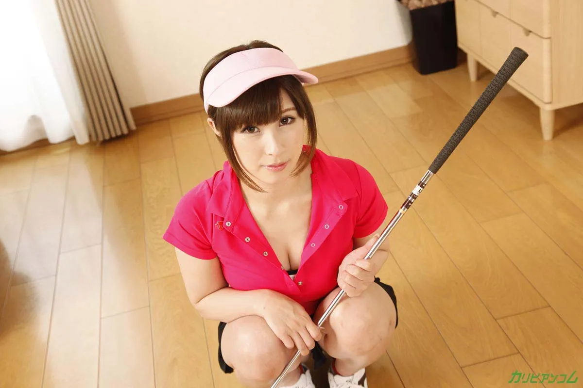 ワーキングおっぱい過失乳 〜ゴルフレッスン編〜-2