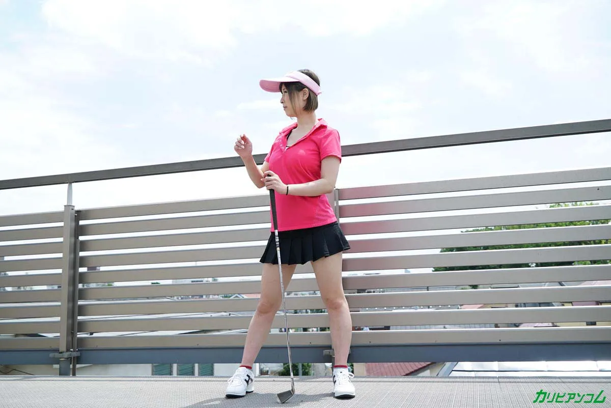 ワーキングおっぱい過失乳 〜ゴルフレッスン編〜-4