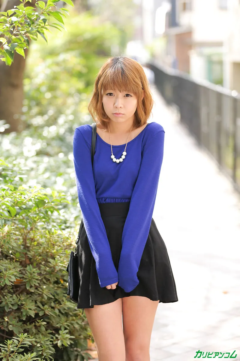 いいなり露出徘徊 〜あたしのオマンコにはローターが入ってます〜-1