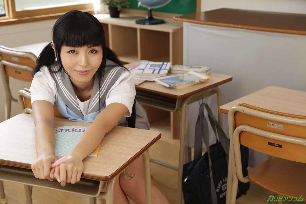 何度もイった放課後の机の上でもう一度-2