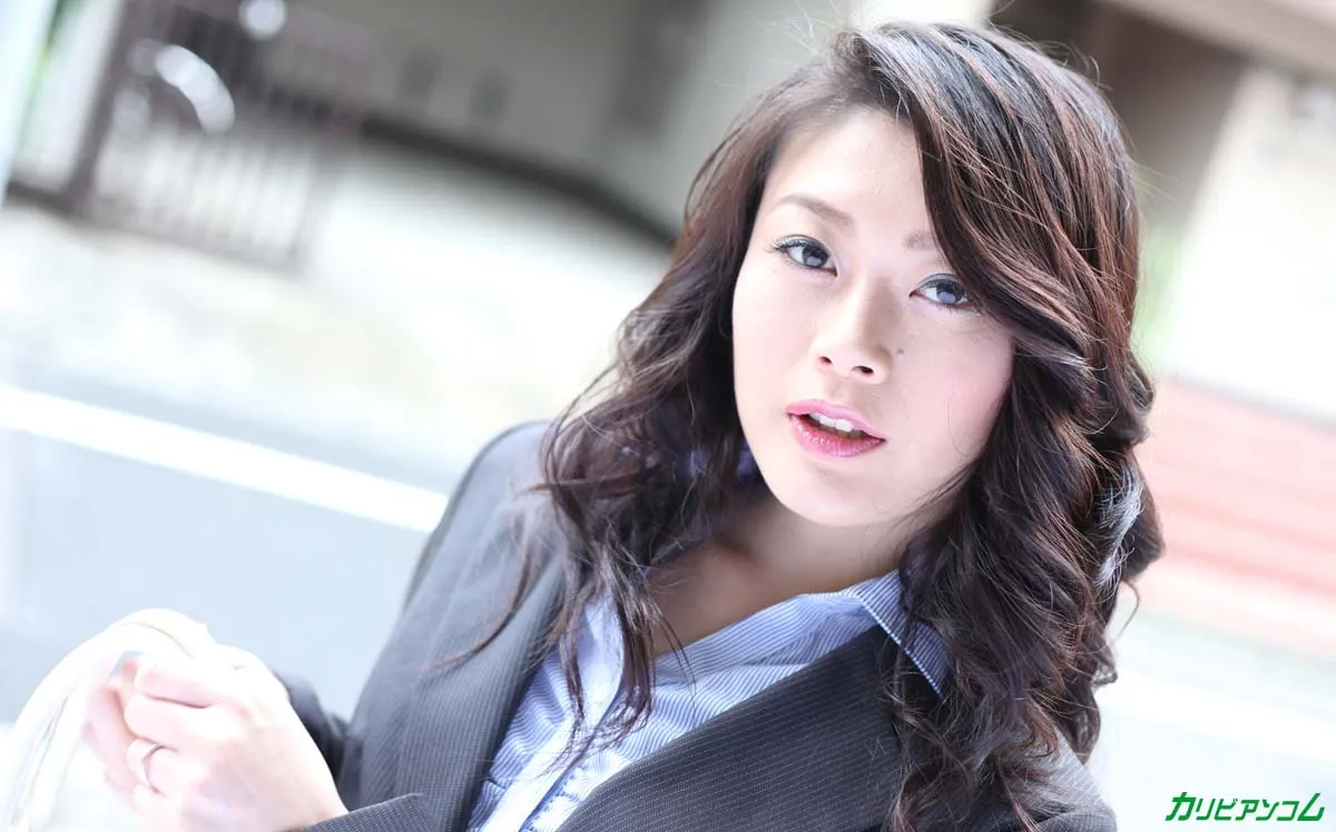 女性面接官の淫湿逆セクハラ-2