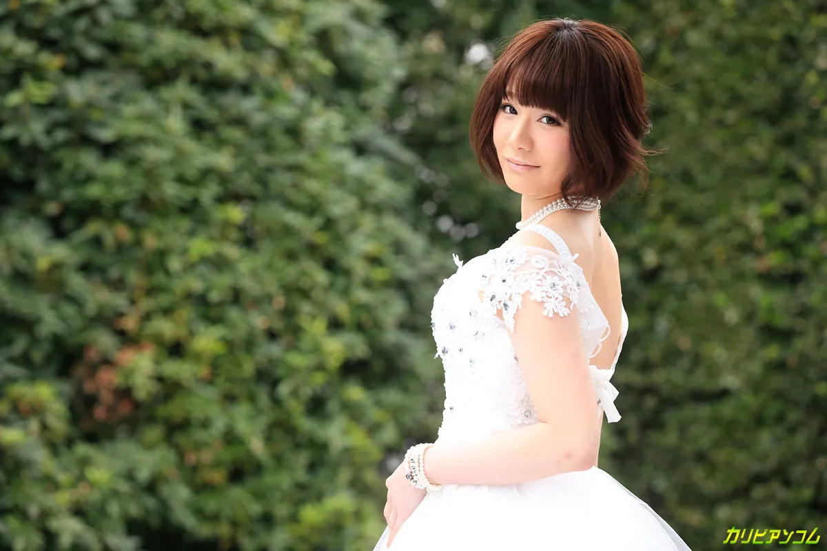 視界侵入！たちまち挿入！ 〜ちょっと待ってー、凄い硬い〜-1