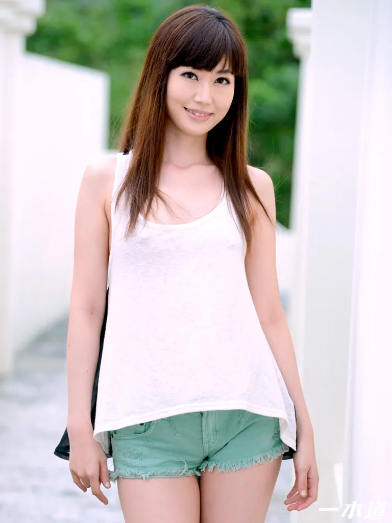 サマーヌード 〜海とスレンダーボディ〜-1