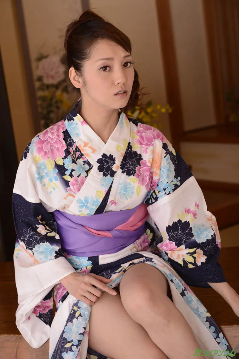 サマーヌード 〜浴衣が似合う純和風美少女に連続生中出し〜-2