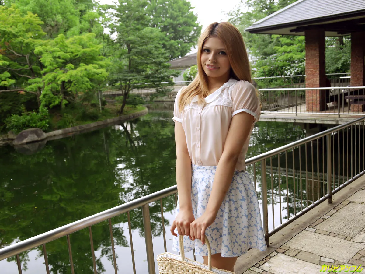 かわいいワンコを連れてナンパに出かけよう-1