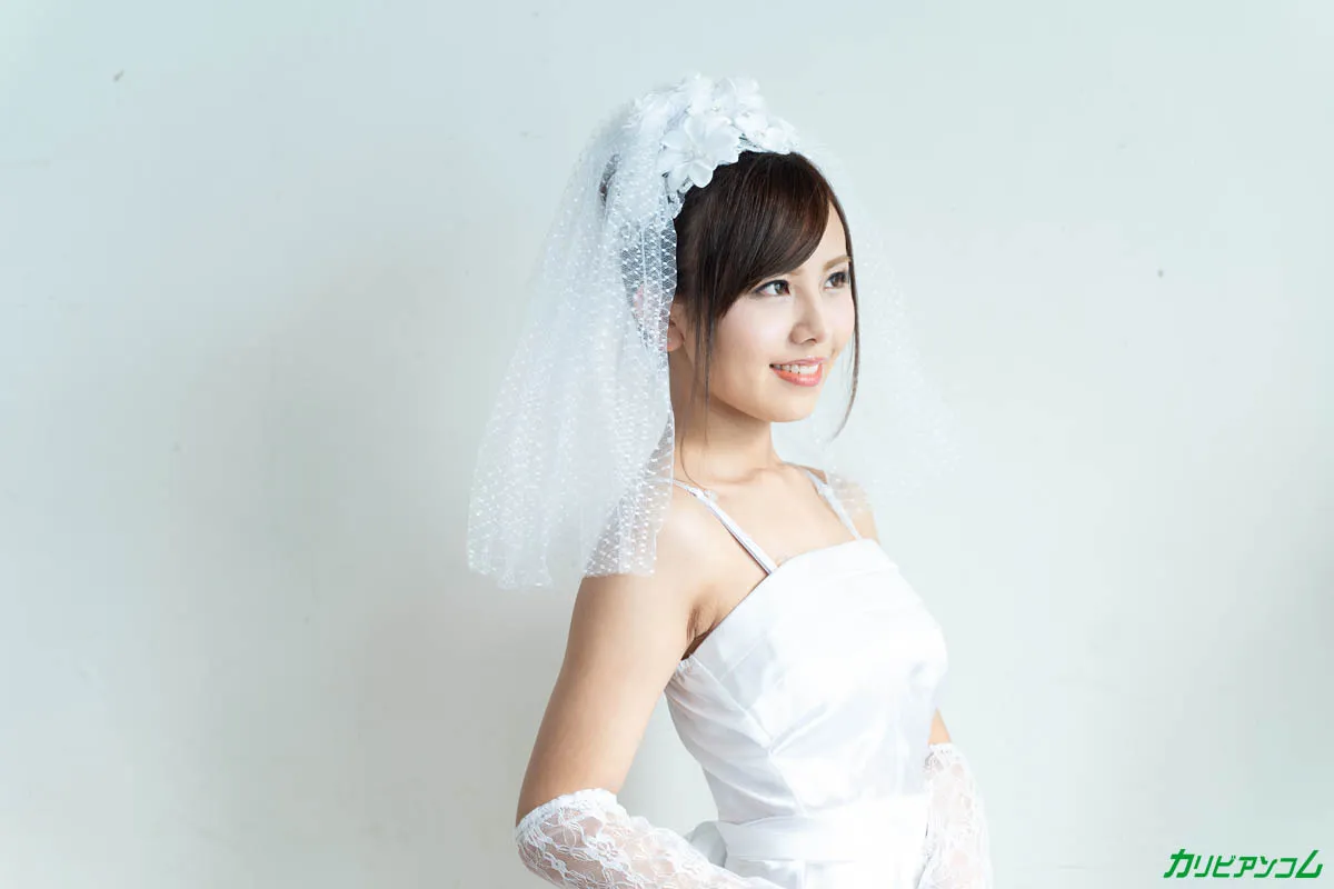 ベールを脱いだ女優の本性 〜神聖な気持ちで淫らな濡れマンコ〜-2