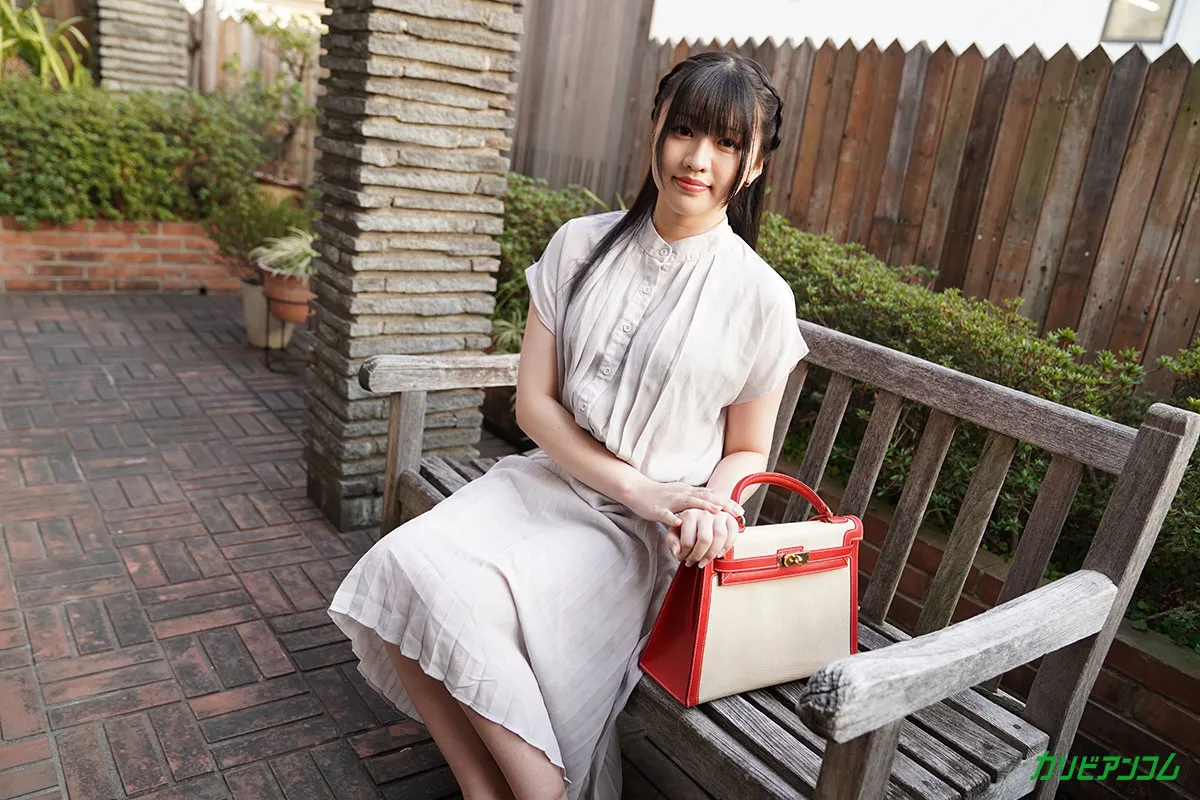 アナルとオマンコを交互におねだりする清楚系の皮をかぶった変態女子-1