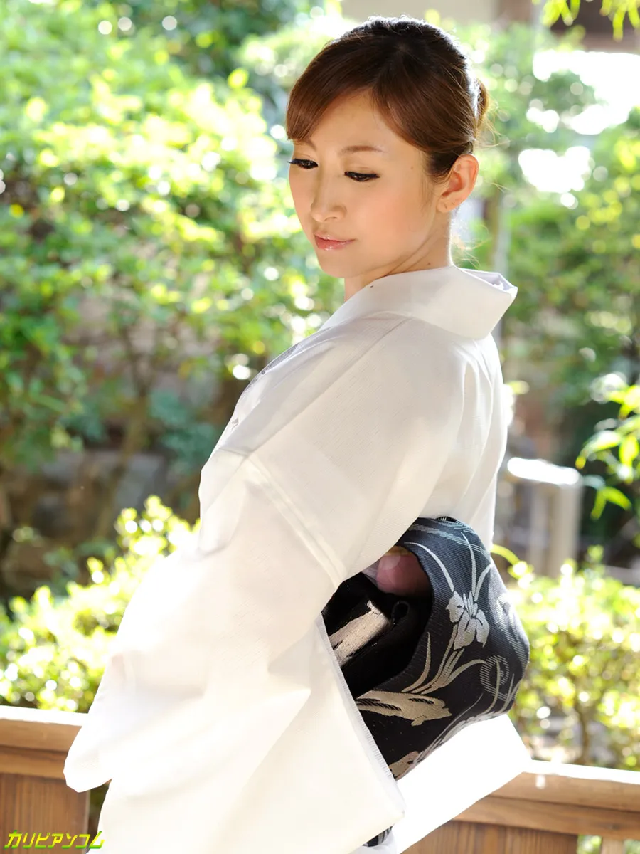 美人女将は元ＡＶ女優-2