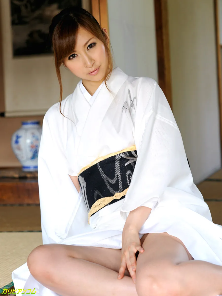 美人女将は元ＡＶ女優-3