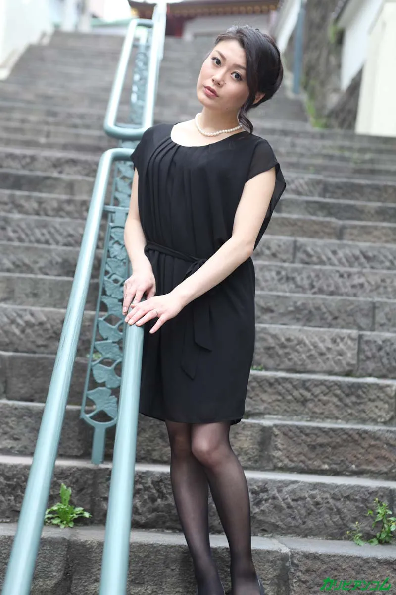 情欲に身をまかせる未亡人と隣の男-2