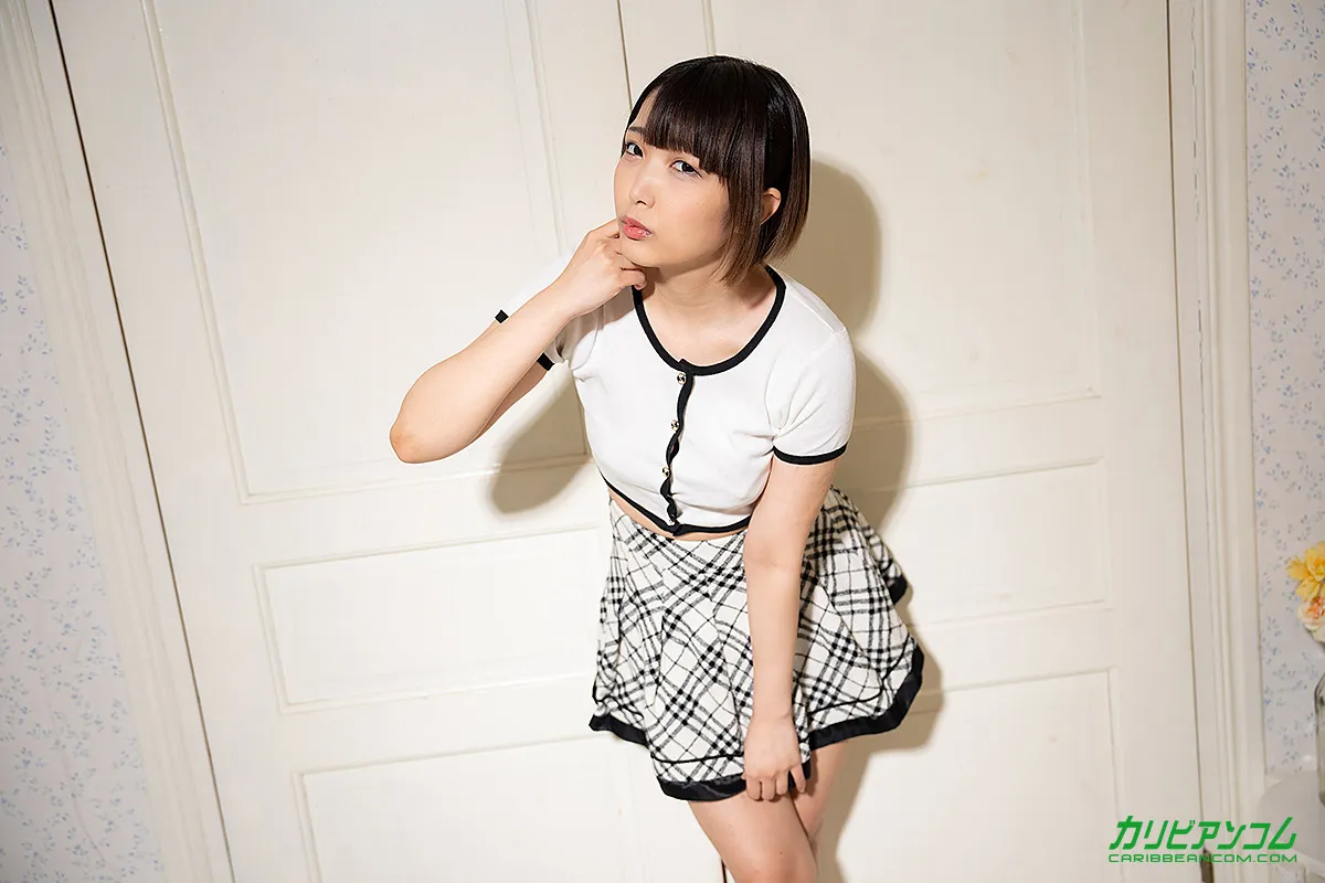 Debut Vol.94 〜初脱ぎに緊張しているけれど、オマンコいじりは筋金入り〜-3