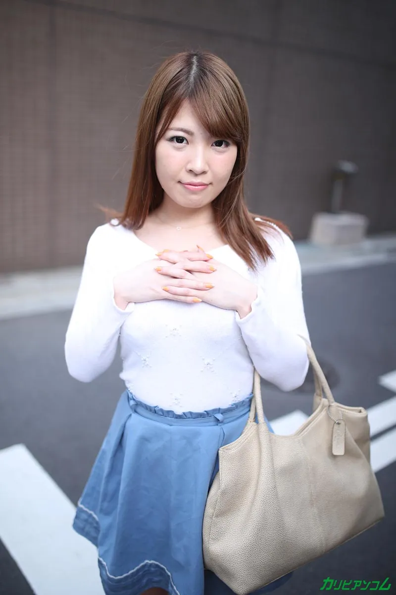 面接セックスを世に出しちゃおう！ 〜学校帰りに事務所に来ちゃった二十歳の女学生〜-3