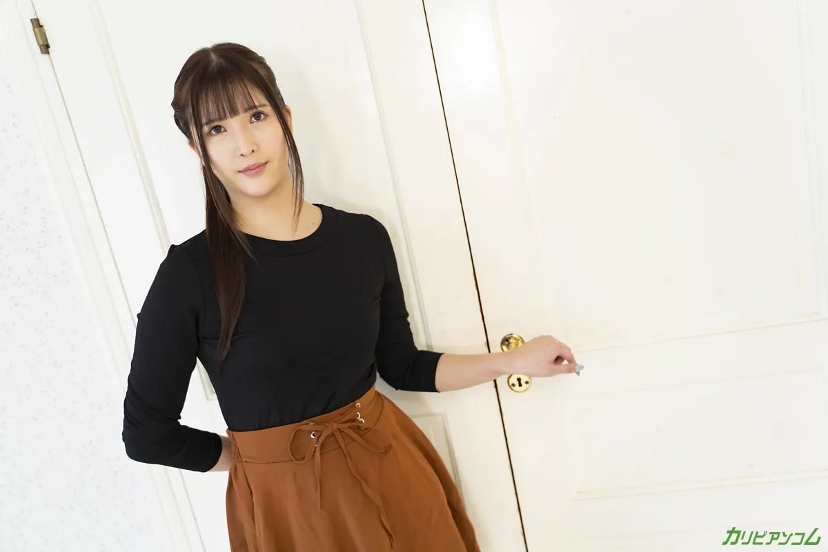 面接セックスを世に出しちゃおう！ 〜毎日エッチしたい性欲強めのモデル体型美女〜-1