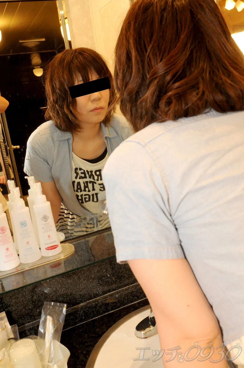 宇地原 朱音 30歳-1