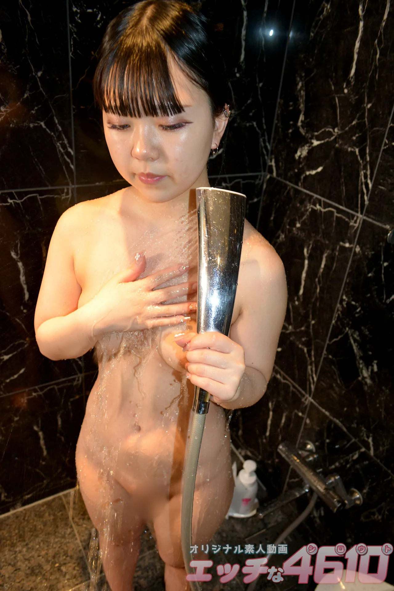 川端 ここね 20歳-1