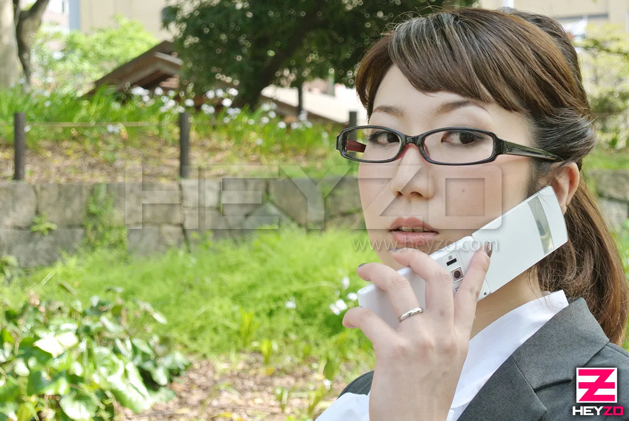 男性下着専門セールスレディー～人妻まつりの販売テクニック～-1