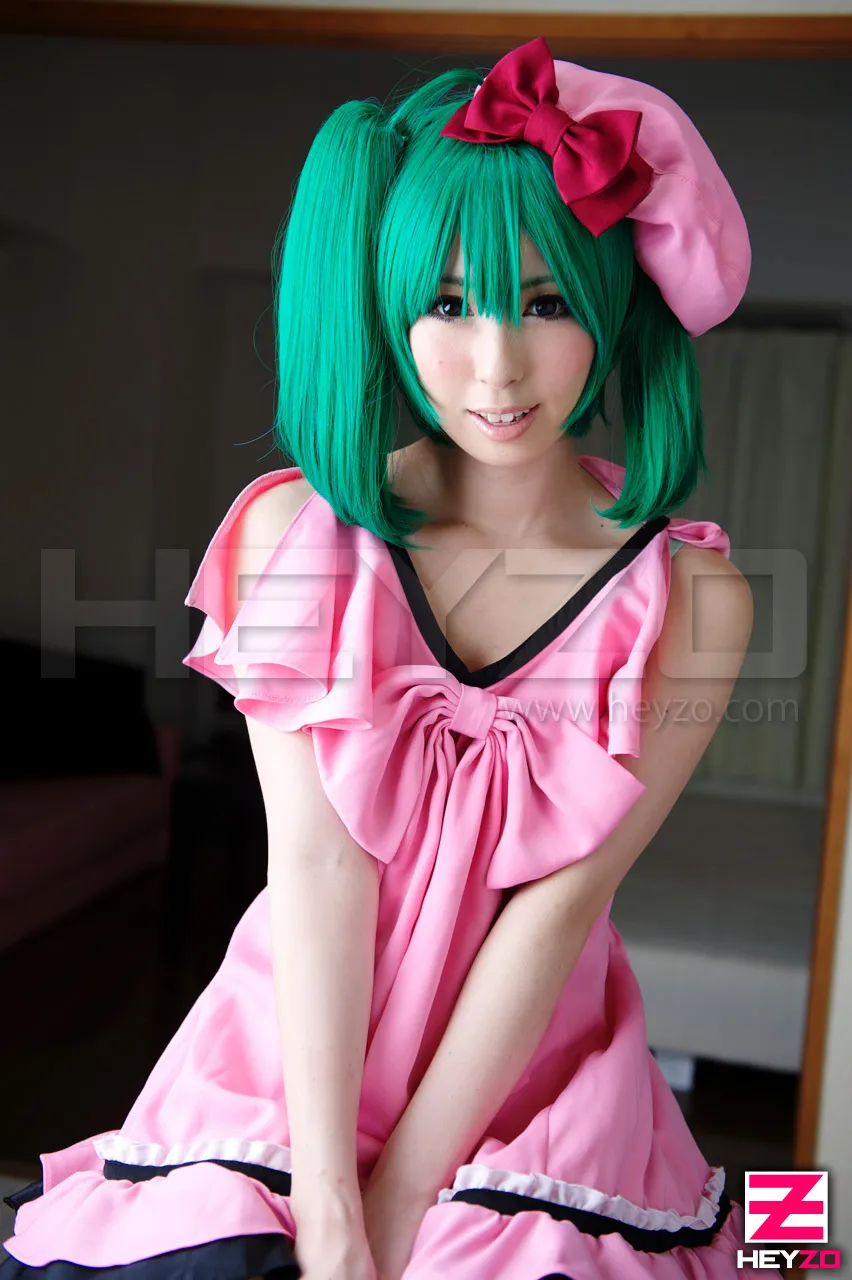 ロリカワ！人気絶頂コスドルを撮影会でヤッちゃいました-3