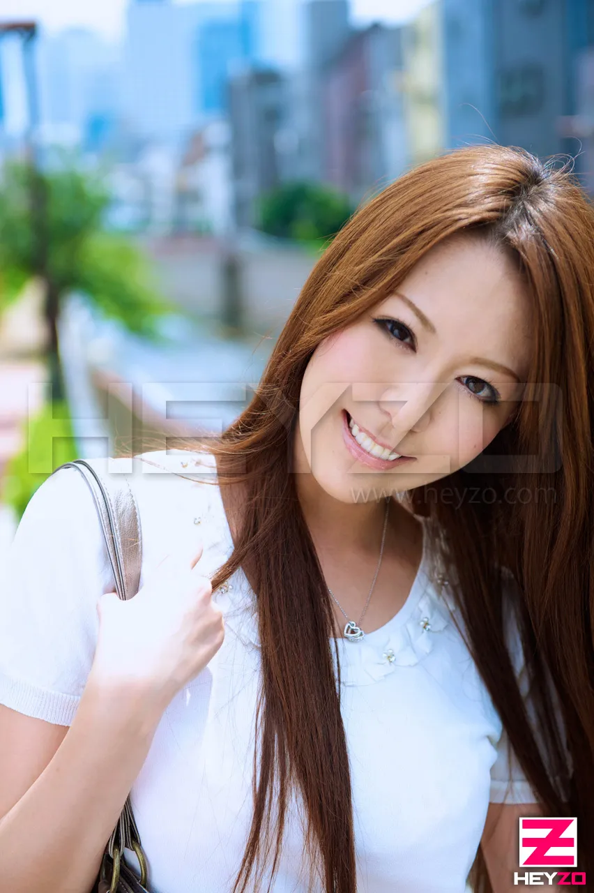 ゴージャスボディな美人妻をハメ倒す-1