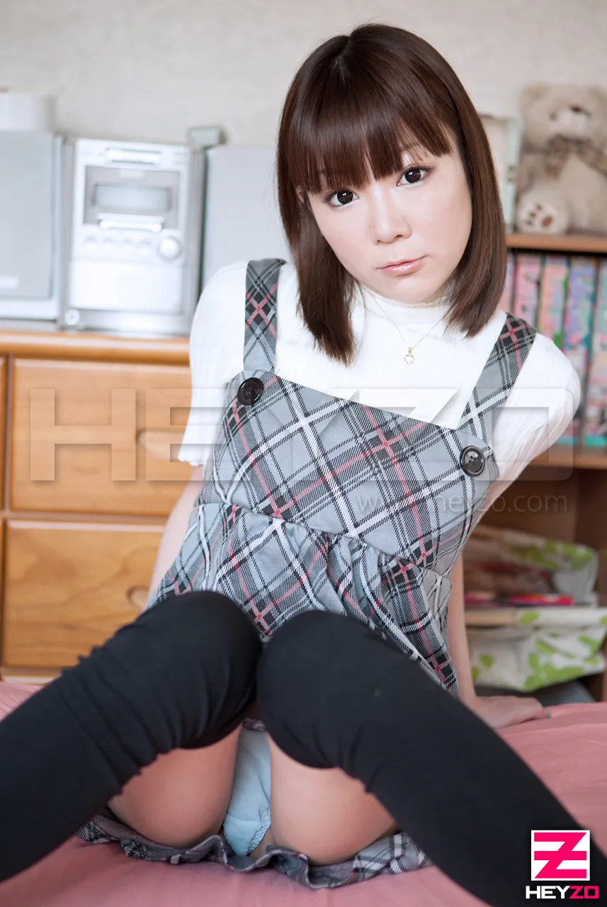 関西弁が激カワなロリ彼女とのアツアツ自宅デート-2