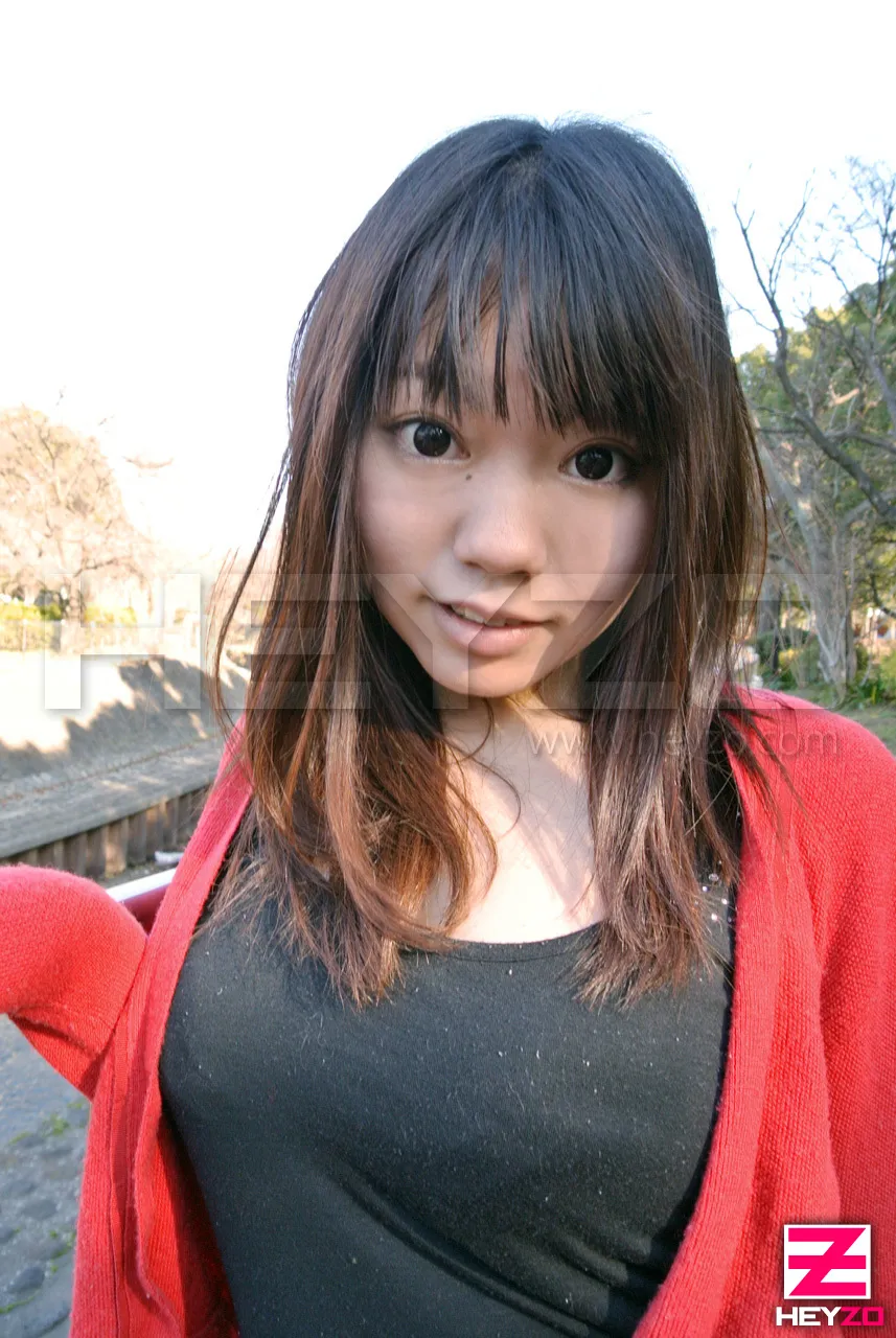 素人娘をAV面接の最中に即ハメ～はじめてなのに感じちゃいました～-1