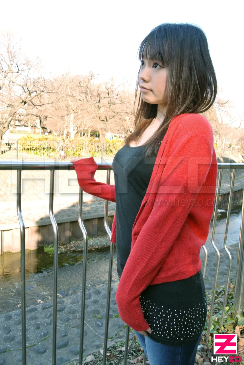 素人娘をAV面接の最中に即ハメ～はじめてなのに感じちゃいました～-3