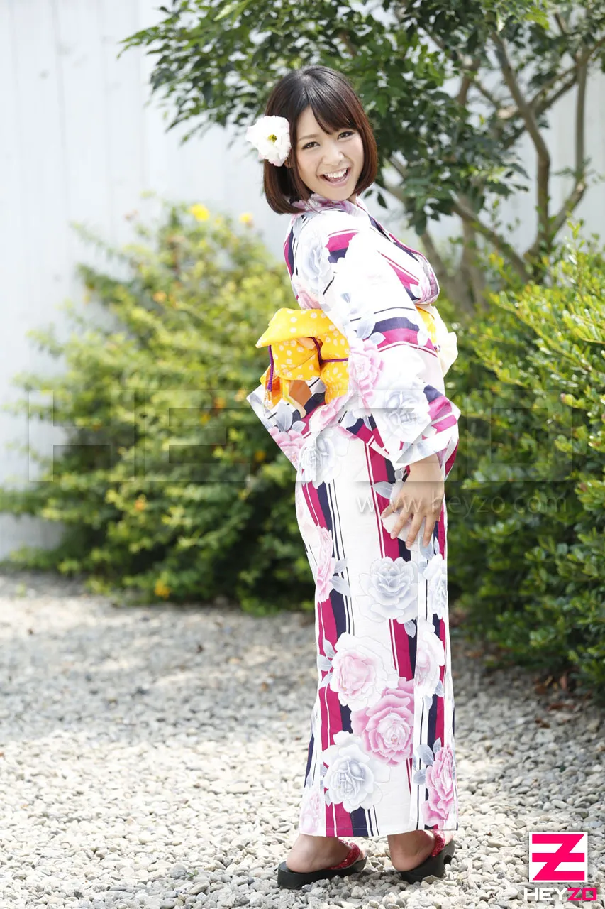 童顔巨乳・尾上若葉の極上の痴態-1