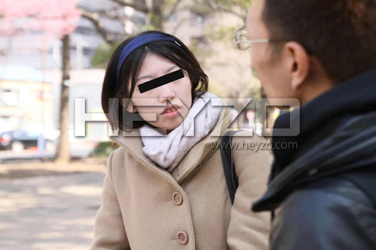 無垢な素人はバイブがお好き？～振動でビクつく裸体～-1