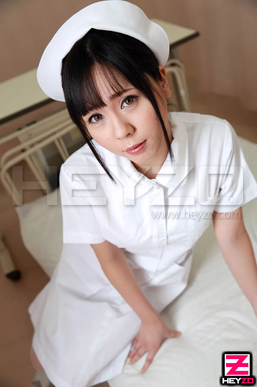 美痴女～白衣の淫天使～-1