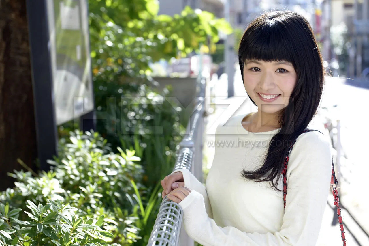 泊めてもらったお礼にヤッてやりました！-1