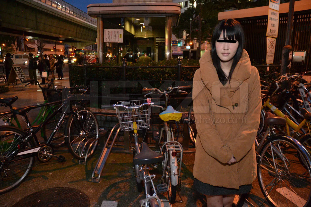 駆け出しのAV女優に逆ナンさせてみました～優柔不断君をヤる気にさせて中出しまで許しちゃった～-3