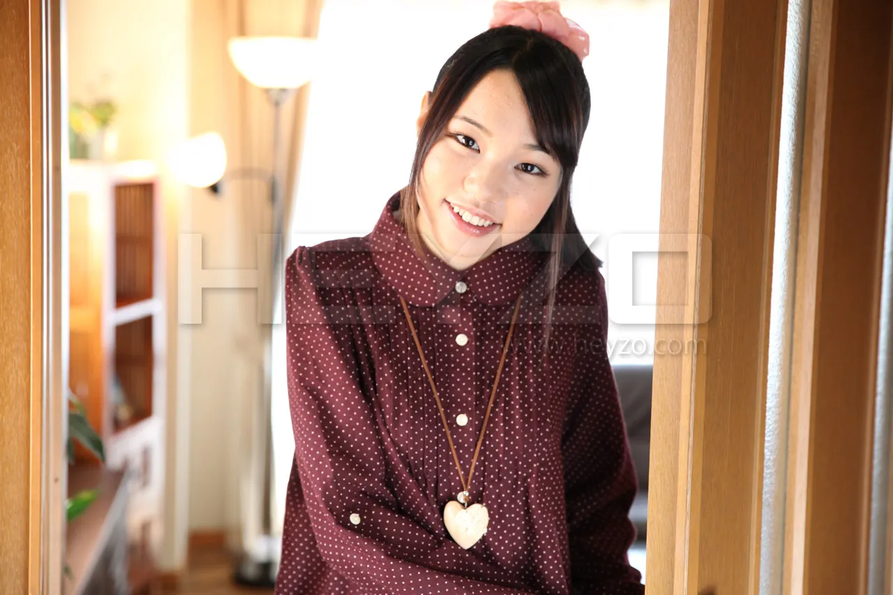 世間知らずの上京娘をナンパして中出し～簡単にヤれちゃった～-1