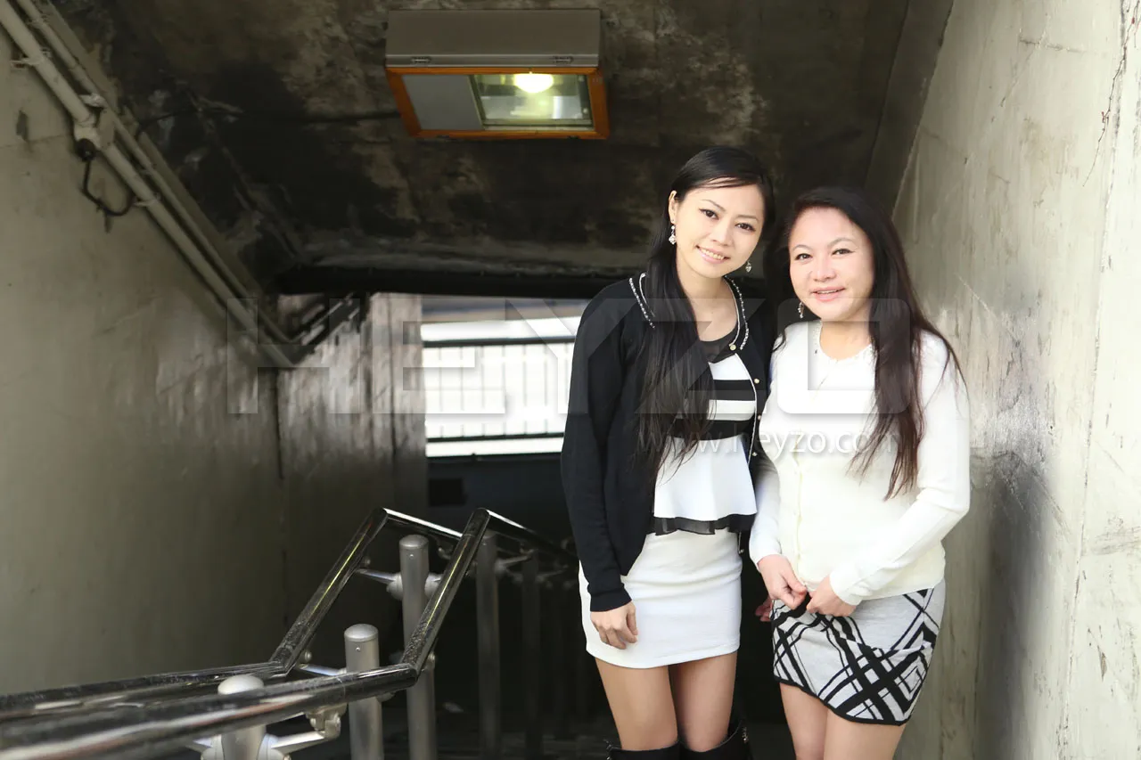 借金返済は母娘のカラダで～ガチの親と子がエロ共演～-1