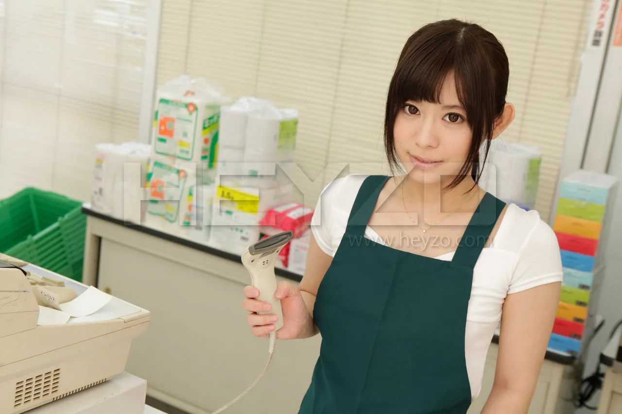 コンドームの試着、できますよ！～ついでに私に試乗してください！～-1