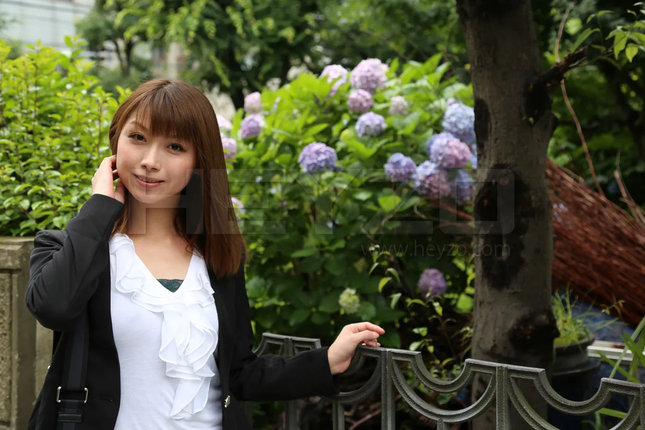 美人OLの逆ナンパ～オトコの汗に疼いちゃった～-1