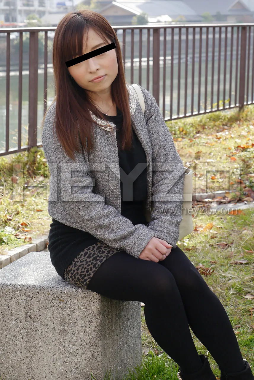 子作りのため夫以外の男に抱かれる若妻-1