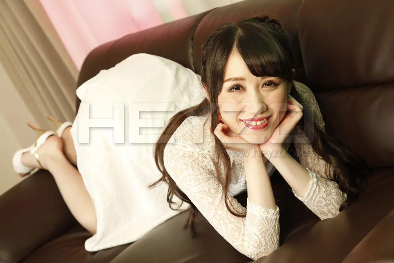 出張キャバ嬢はスキだらけ～もっと気持ちよくしてやるよ～-1