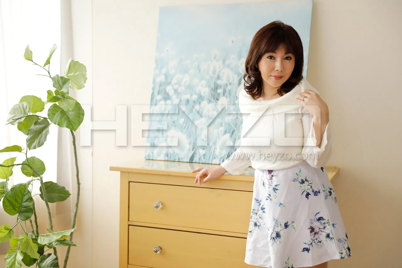 お願いだからブチ込んでください～裸で土下座する淫乱痴女～-1